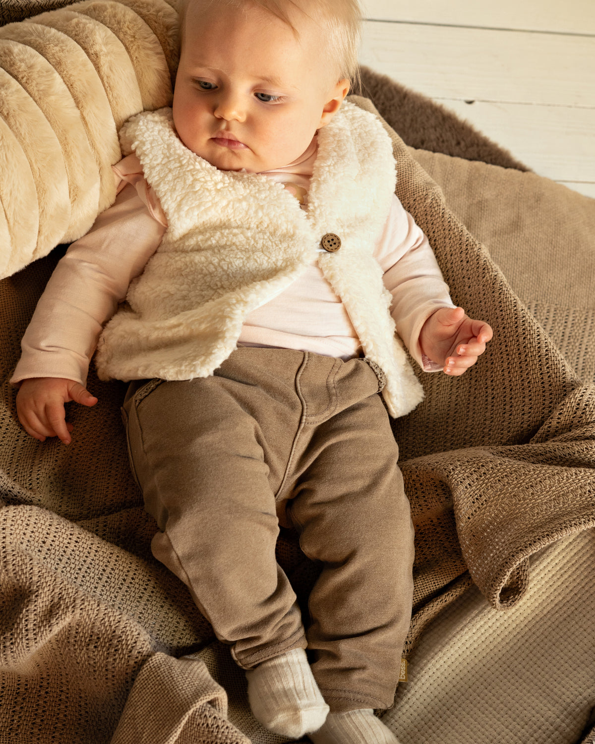Bess Pants | Babybroekje | Coffee Brown | Flower